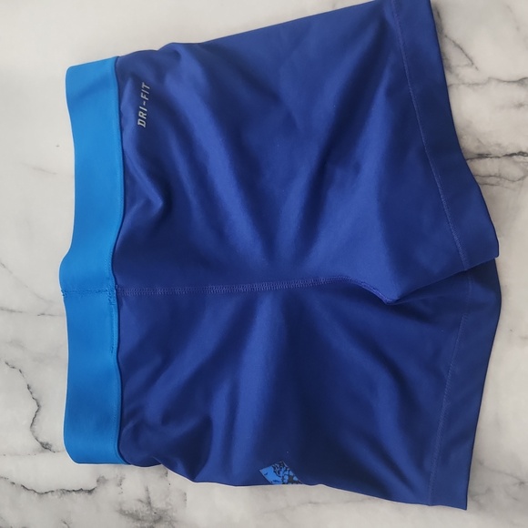 Nike lot of small shorts - Picture 4 of 6